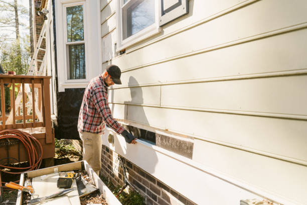 Top rated local Emergency Siding Repair specialists in Karns City, PA
